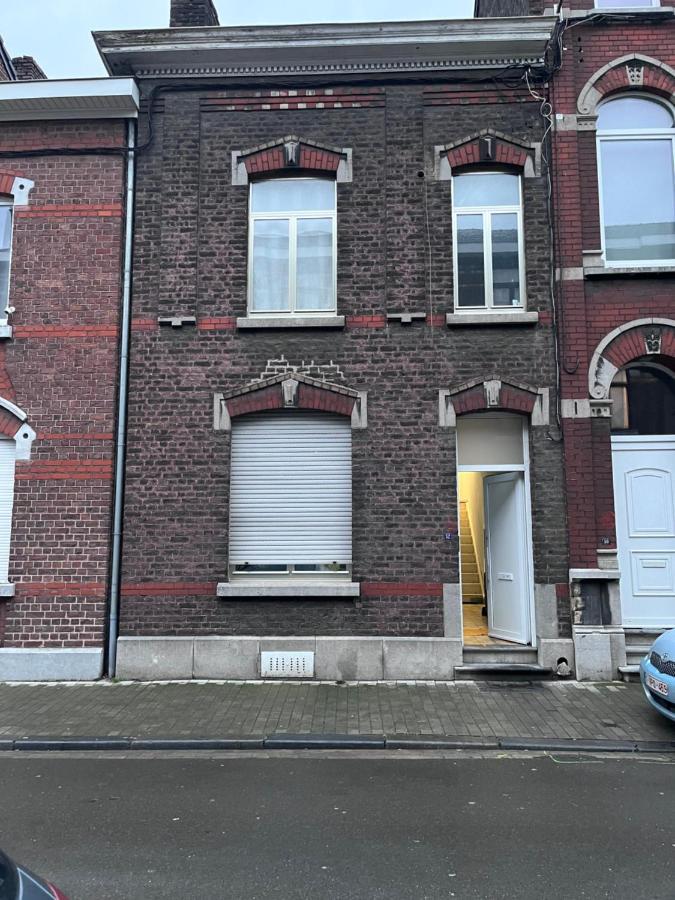 Grande Maison Avec Plusieurs Chambres A Louer 列日 外观 照片